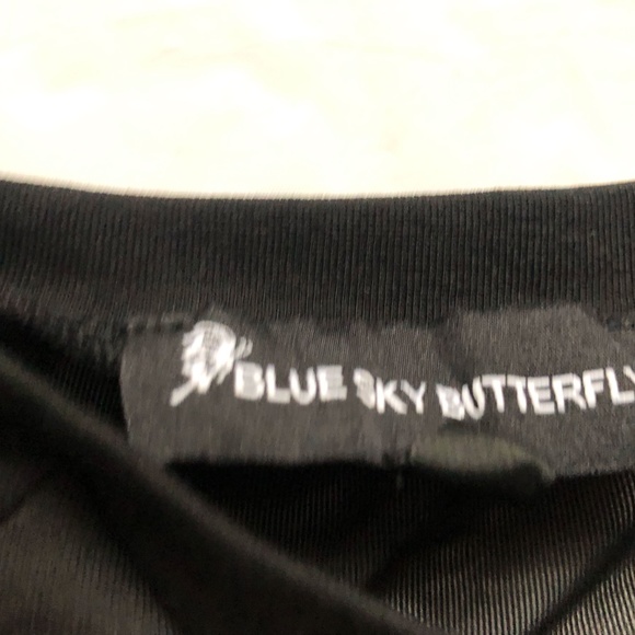 Blue Sky Butterfly Sheer Sleeve top Small - Picture 5 of 5